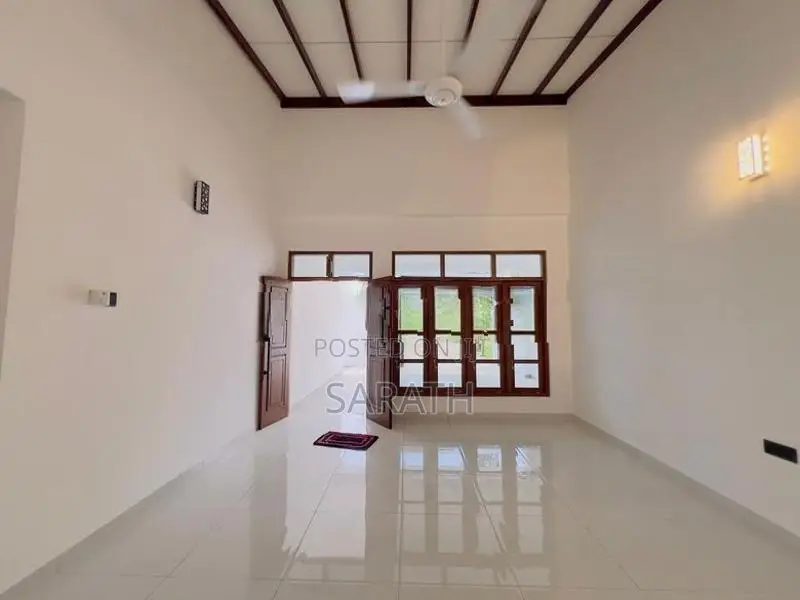 New Designed Brand House Sale Athurugiriya