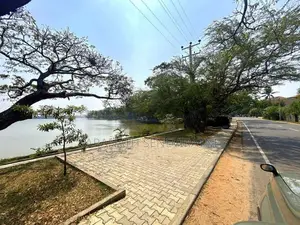 Single Story House in Kurunegala 650 meters Away From the Lake