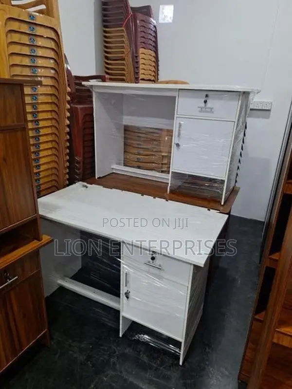 4×2 Melamine Office Tables