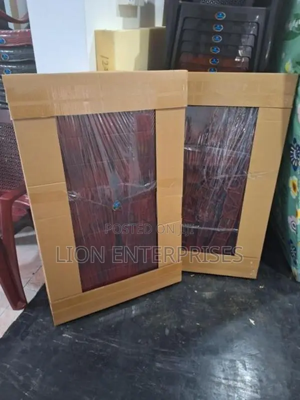 Nippon Plastic Tables
