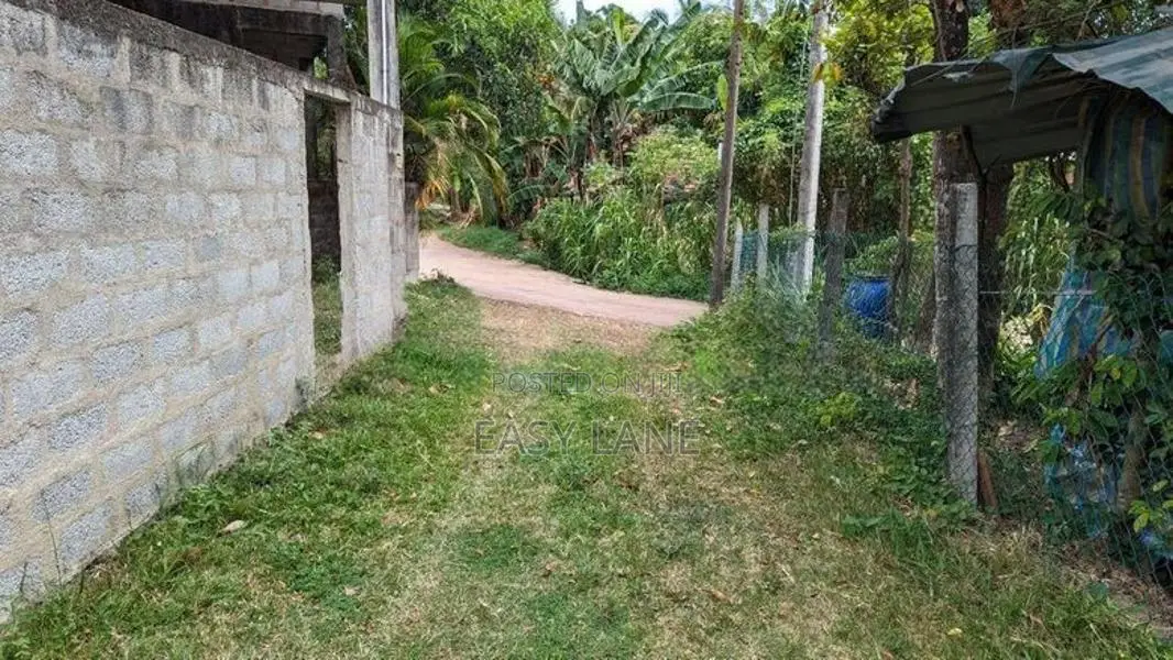 Land for Sale in Kadawatha