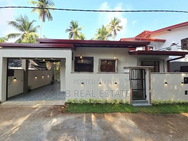 Newly Build Single Storey House for Sale Diyagama