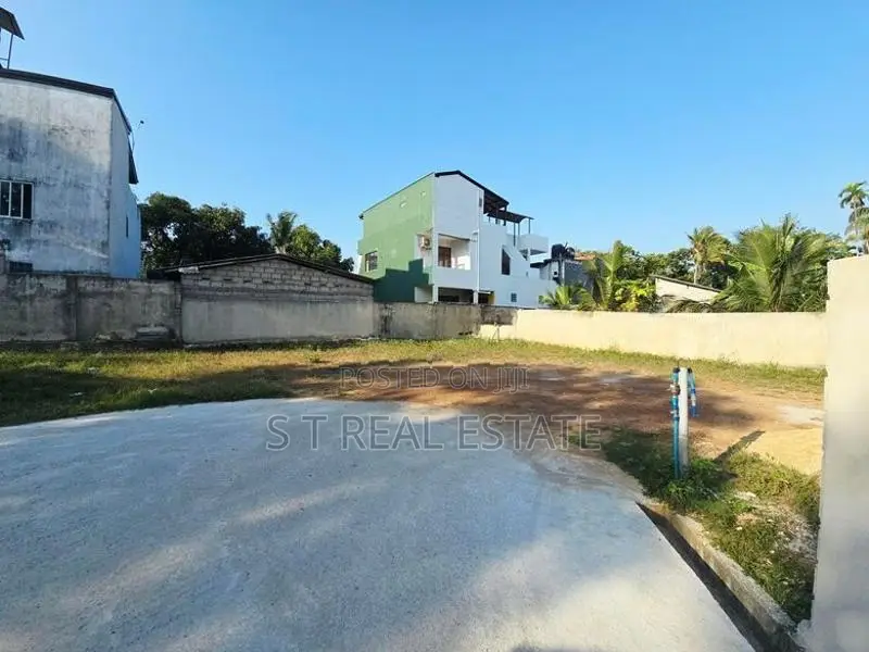 9 P Residential Bare Land for Sale in Boralesgamuwa