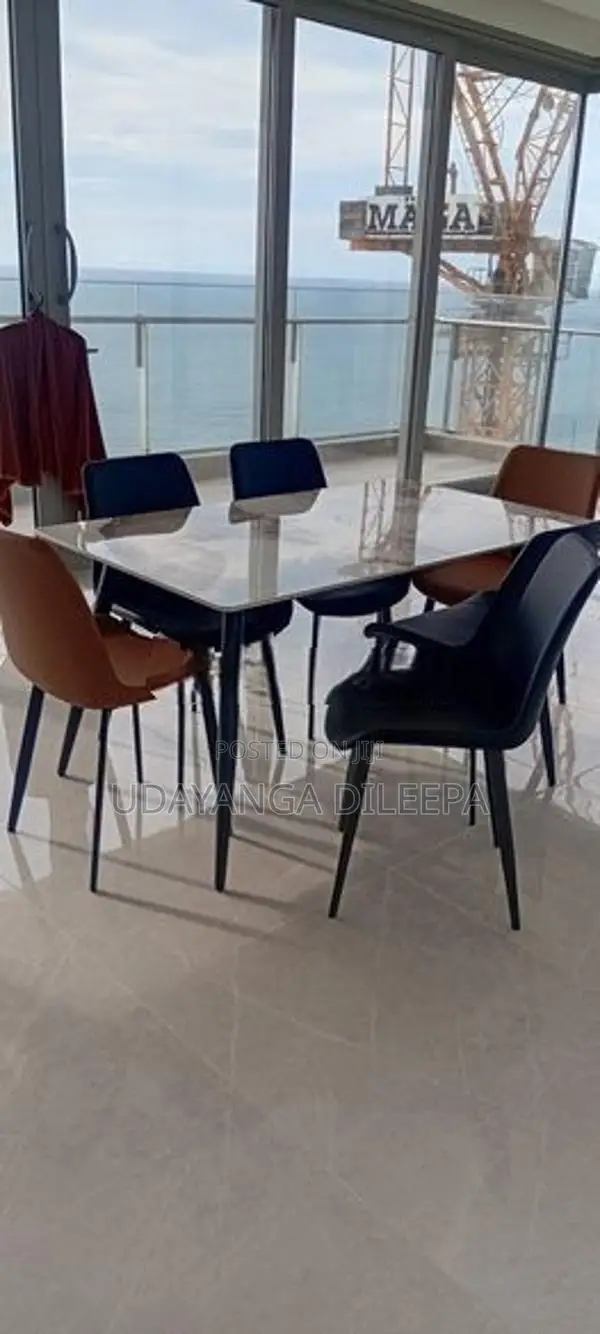 Luxury Granite Dining Table with Chairs