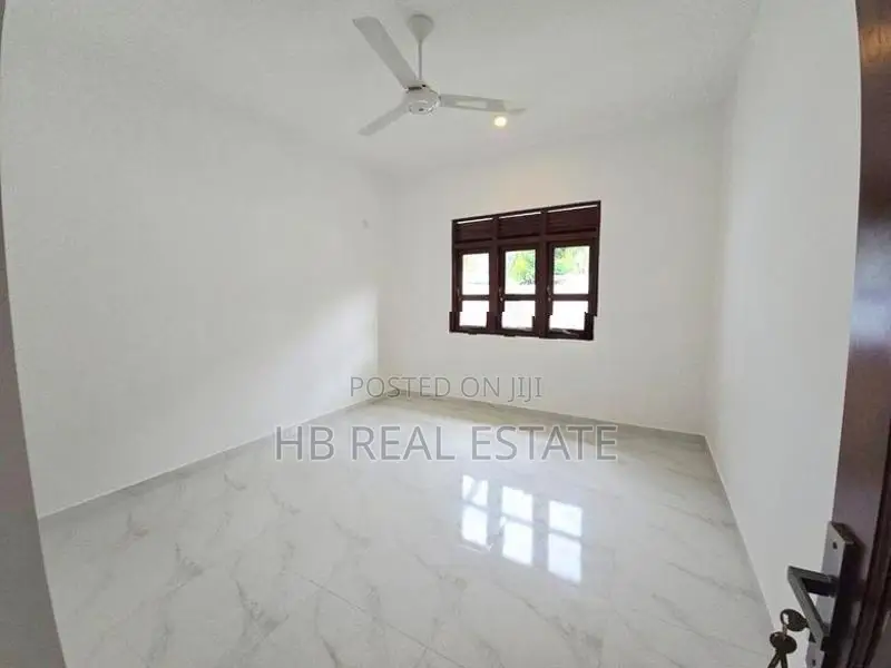 Newly Build Single Storey House for Sale in Godagama