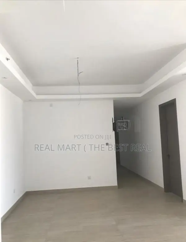 Colombo 3 : 3BR (2,009sf) Apartment for Sale