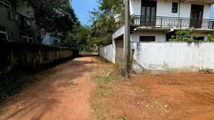 කඩවත මාවරමණ්ඩියෙන් වටිනා ඉඩමක් විකිණීමට