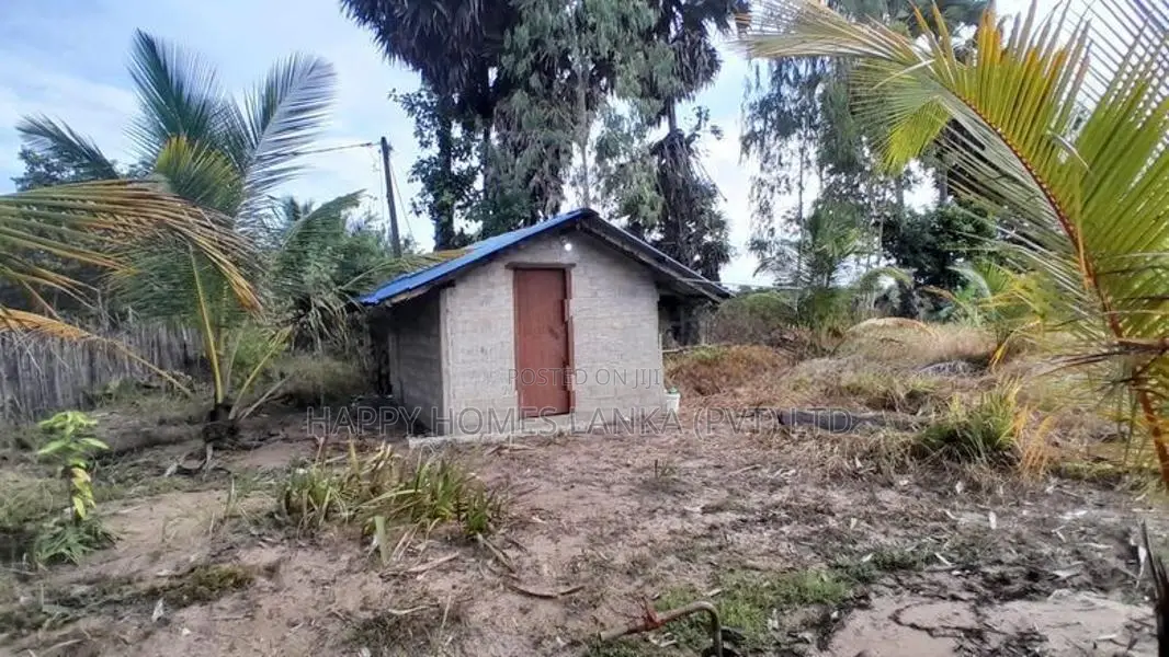 Hhl1022 - Land for Sale in Thannamunai