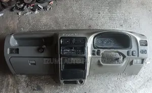 Daihatsu Pyzar dashboard with Meter and Air Bag