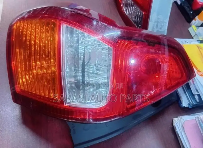 Daihatsu Redigo Tail Light