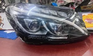 Mercedes Benz C200 Head Light