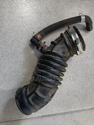 Nissan Tiida HR15 Air cleaner /thorrtle body hose