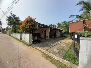Wadduwa, Land with House for Sale