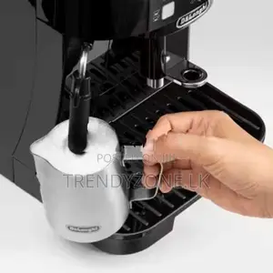 De Longhi Magnifica S Smart Coffee Machine