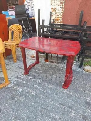 Nippon Plastic Tables