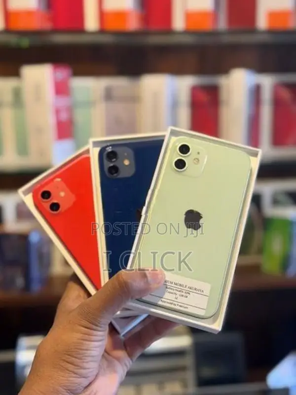 Apple iPhone 12 128GB (Used)