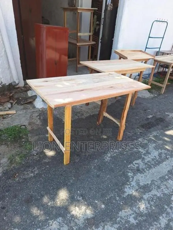 4×2 Study Tables