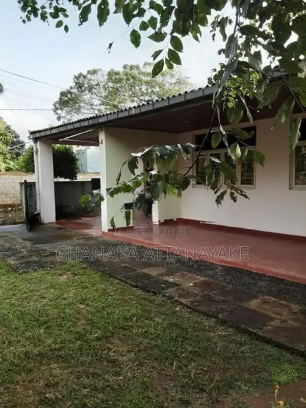 Wadduwa, Land with House for Sale
