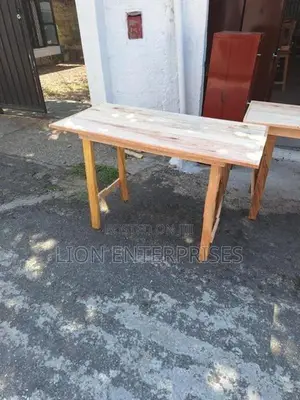 4×2 Study Tables
