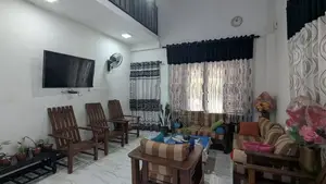 දෙමහල් අංගසම්පූර්ණ නිවසක් කඩුවෙල