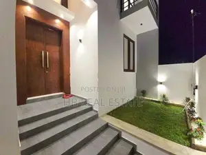 Architecture Designed Luxury Three Storey House for Sale Kahathuduwa