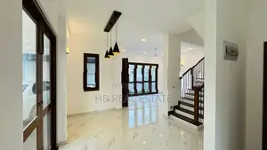 Super Luxury Three Story House for Sale Polgasowita