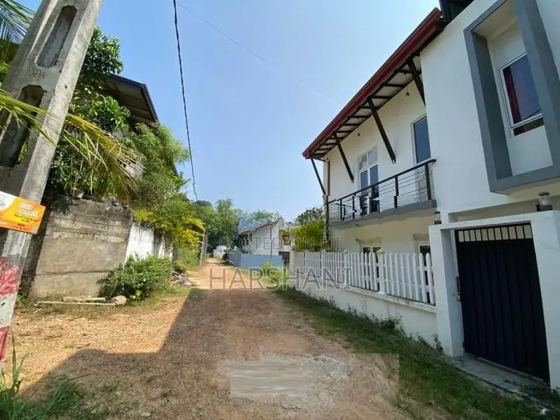 8.5P Superb Land at Wandurammulla, Close to Kaduwela Athurugiriya Rd