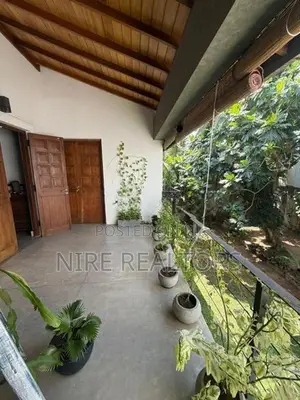 Spacious 4BR Luxury Home on 22 Perches for Sale in Rajagiriya.
