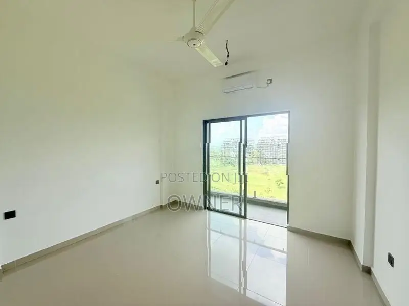Brand new Golf apartment for sale - Canterbury,Piliyandala