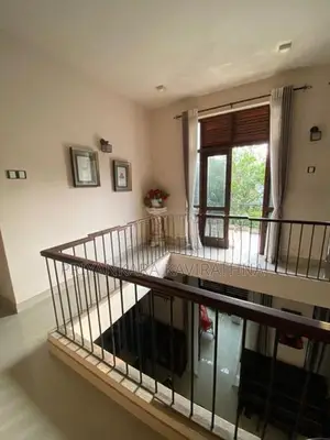Luxury House For Sale in Angulana