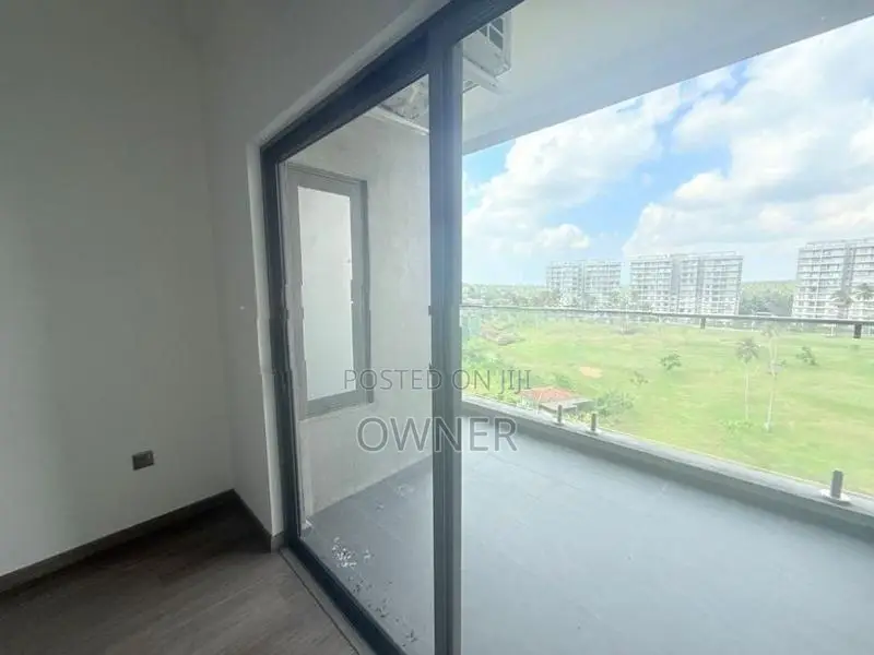 Brand new Golf apartment for sale - Canterbury,Piliyandala