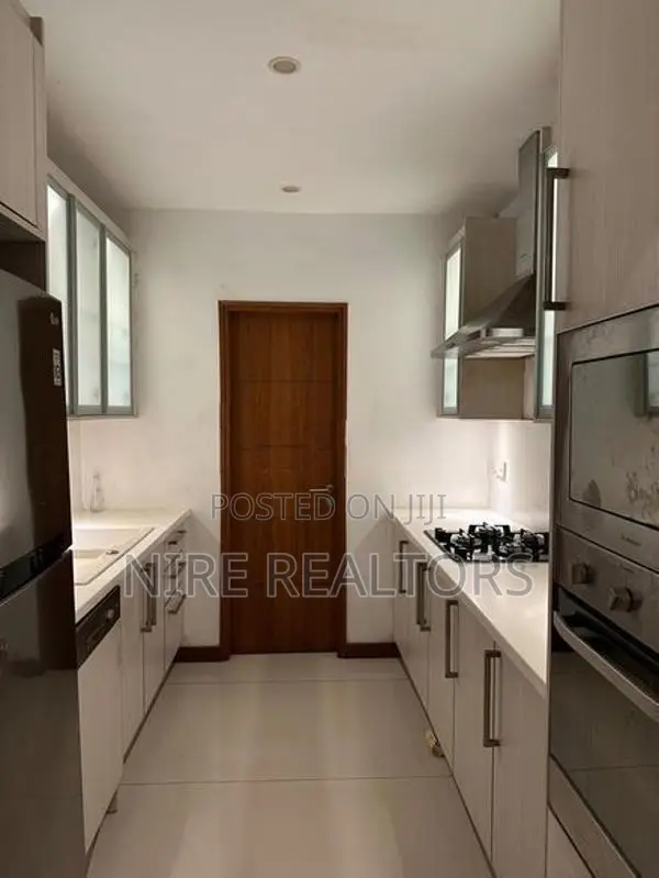 Spacious 4BR Apartment with Bird Sanctuary Views - Fairway Sky Gardens
