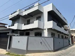 සුඛෝපභෝගී දෙමහල් අලුත්ම නිවසක් විකිණීමට ඇත - Piliyandala