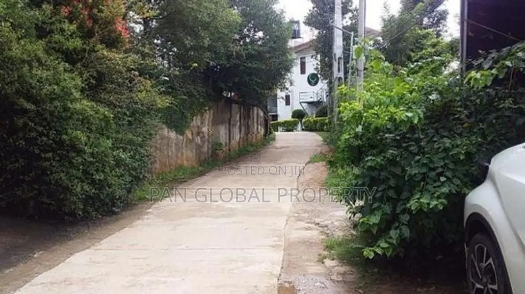 Land for Sale in Ella
