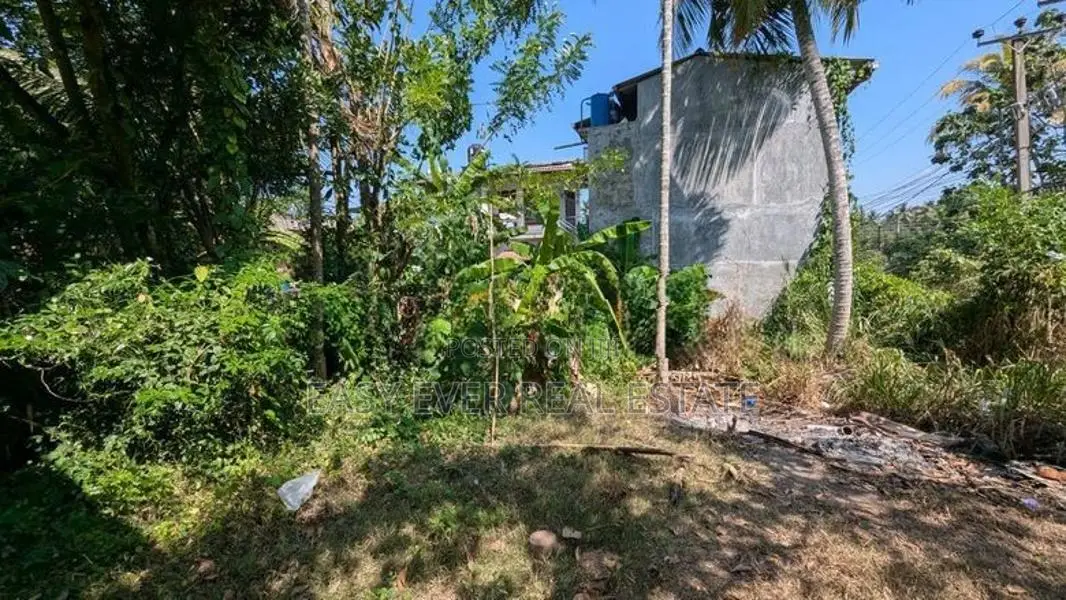 හපුගොඩ – කඳාන අඩි 20 කාපට් පාරට මායිම් ඉඩම විකිණීමට