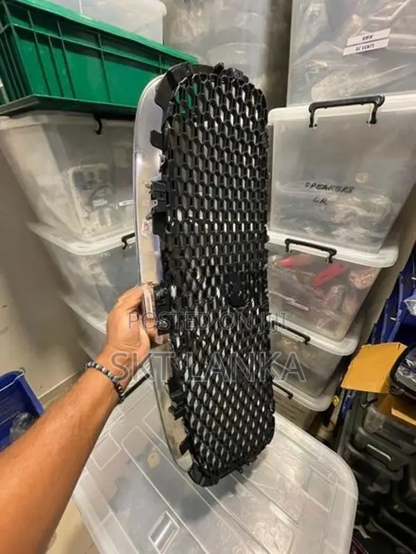 Genuine New Jaguar F Pace main grille