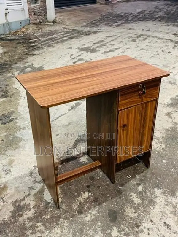 Melamine office tables 32×18