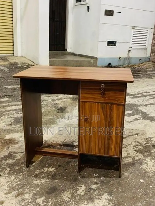 Melamine office tables 32×18