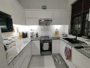 Luxury House For Sale in Boralesgamuwa