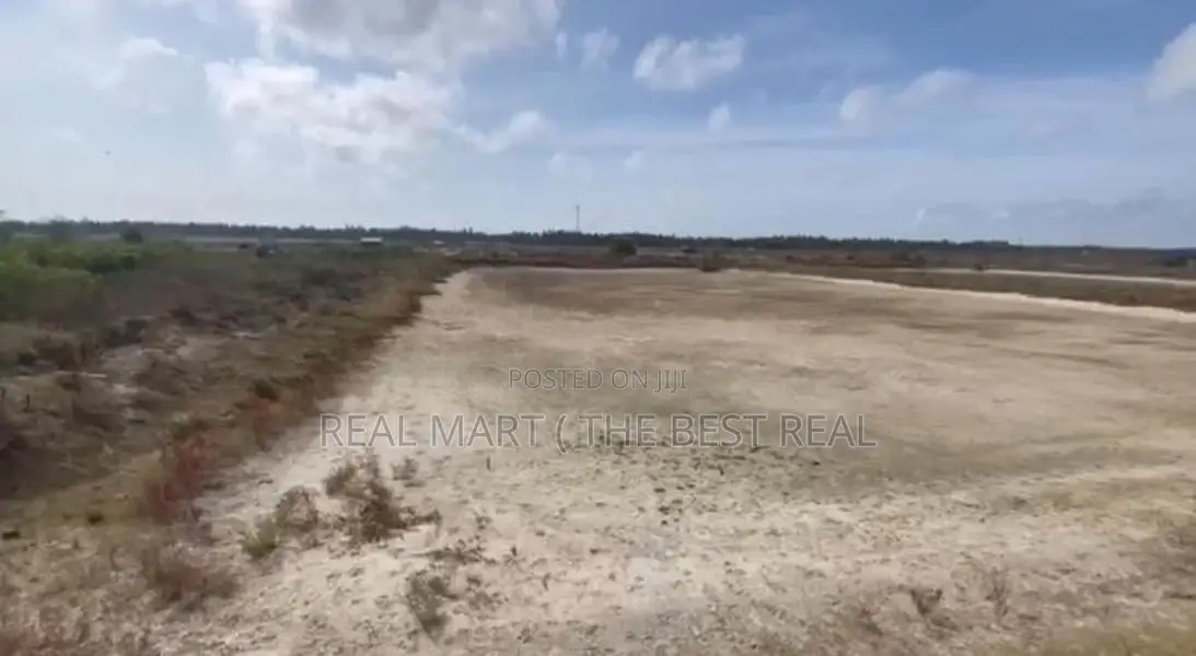 Puttalam : 10 Acres Shrimp Farm for sale at Madurankuliya