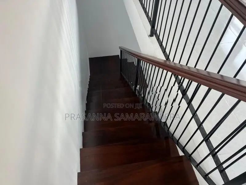 Modern Super Luxury House-Piliyandala