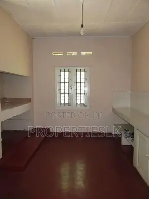 Nugegoda Udahamulla Station Road 4 Bed Rooms House For Sale