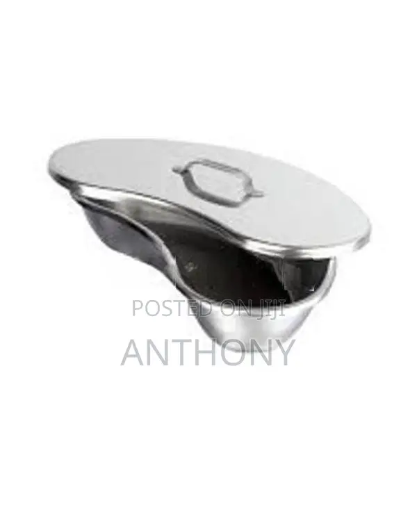 kidney tray with lid