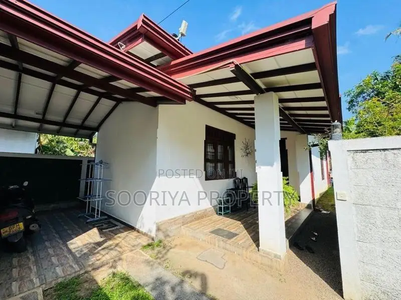 තනිමහල් නිවසක් විකිණීමට - Piliyandala