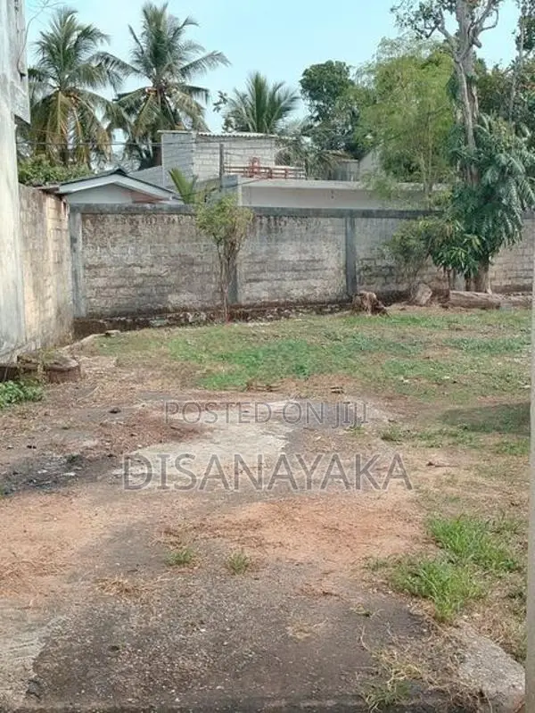 Super Land for Sale in Dehiwala