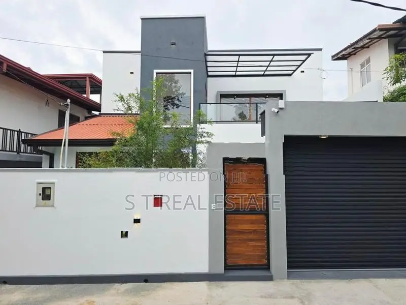 Architecture Designed Luxury Two Storey House for Sale in Piliyandala
