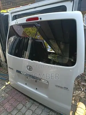 Toyota KDH Super GL Dike Door