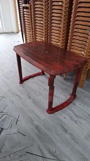 Nippon Plastic Tables