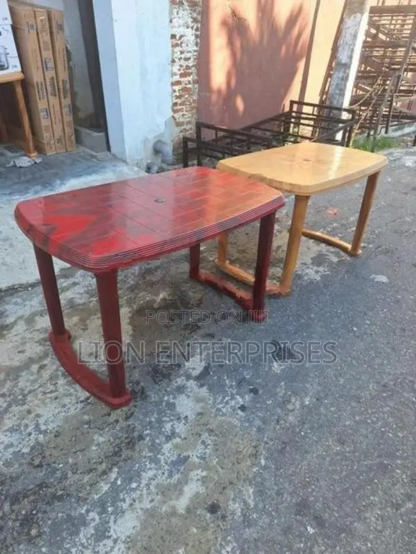 Nippon Plastic Dining Tables
