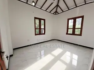 Newly Build Luxury Three Storey House for Sale Piliyandala